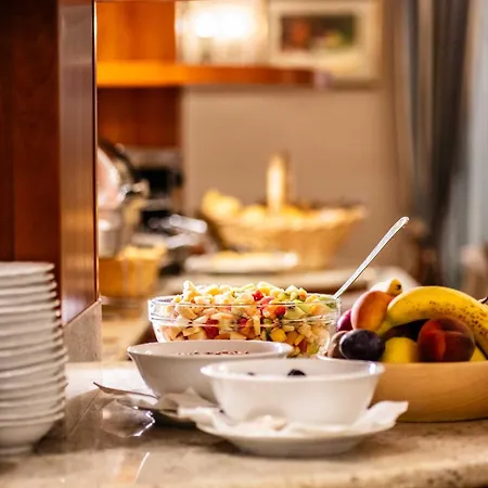 Venezia Hotel 3*