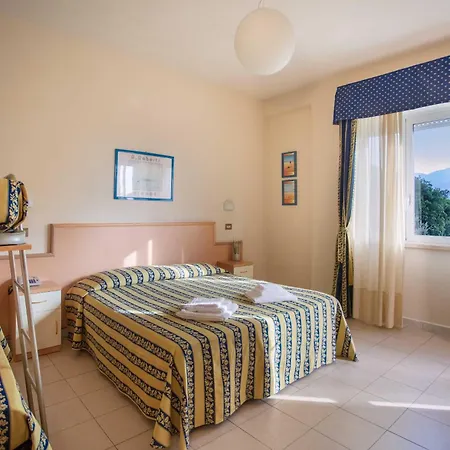 Venezia Hotel 3*