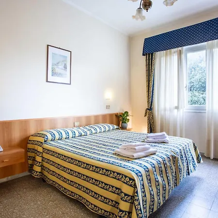 Venezia Hotel 3*