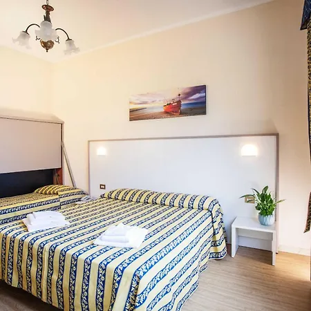 Venezia Hotel 3*